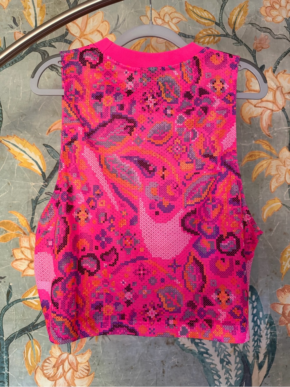 Nike Dri-FIT Neon Pink Retro Y2K Graphic Mesh Cropped Workout Tank | Medium - Picture 2 of 8
